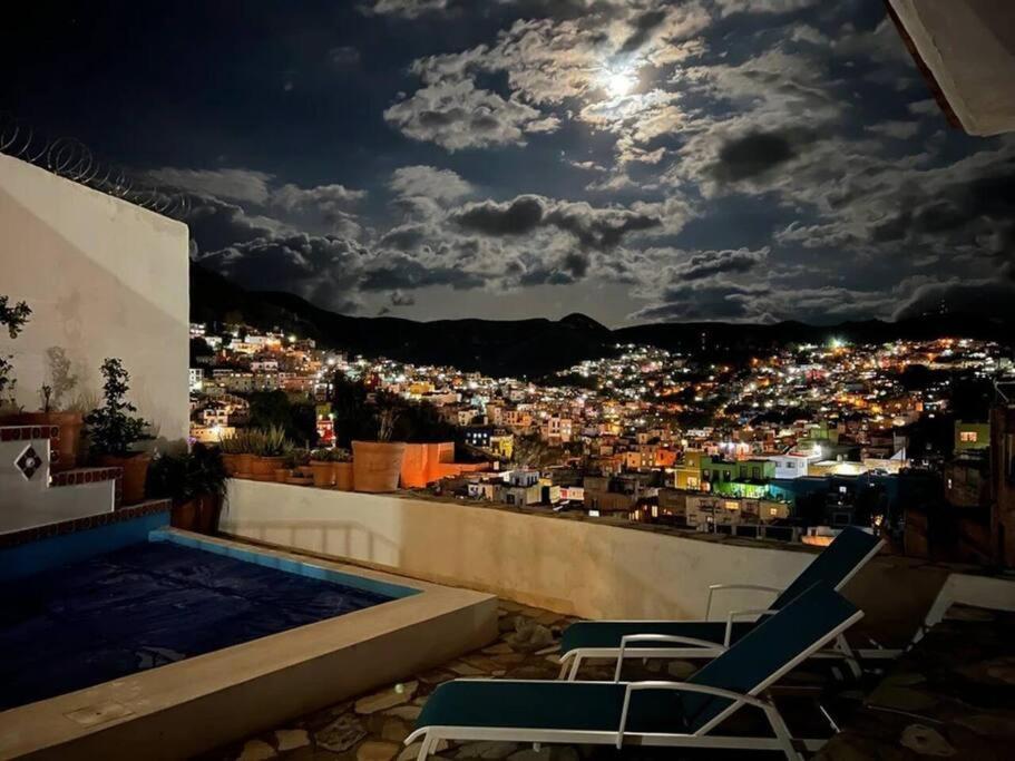 Сasa de vacaciones Casa Del Alba - A Magical And Private Downtown Oasis!
