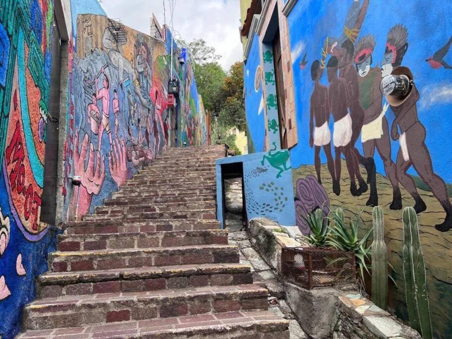 Casa Del Alba - A Magical And Private Downtown Oasis!